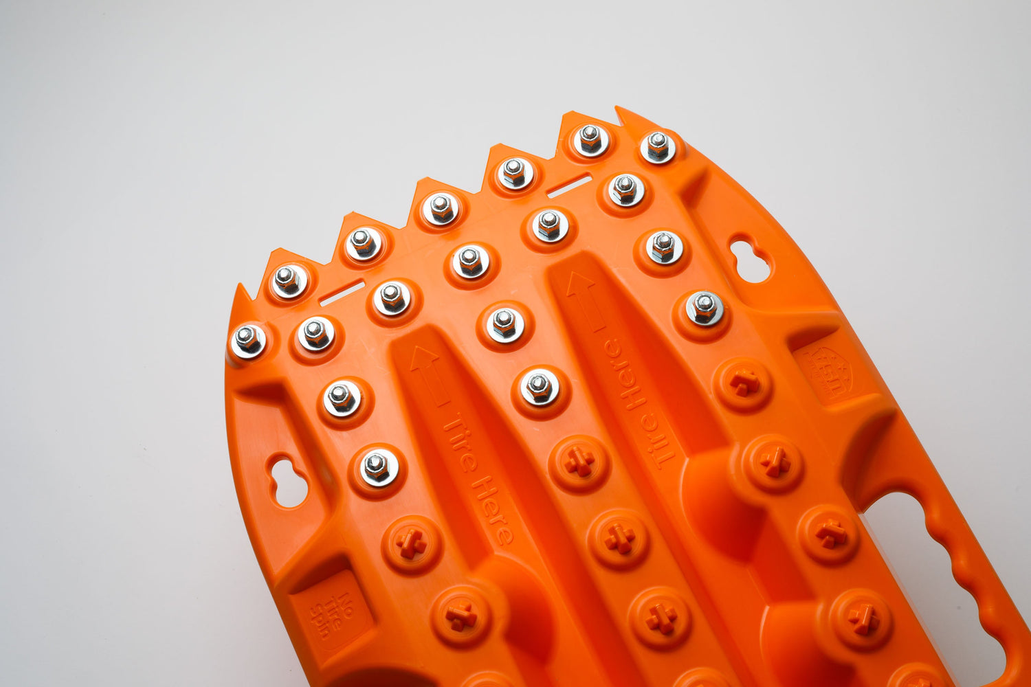 ActionTrax Metal Teeth Orange Pair | Agency 6