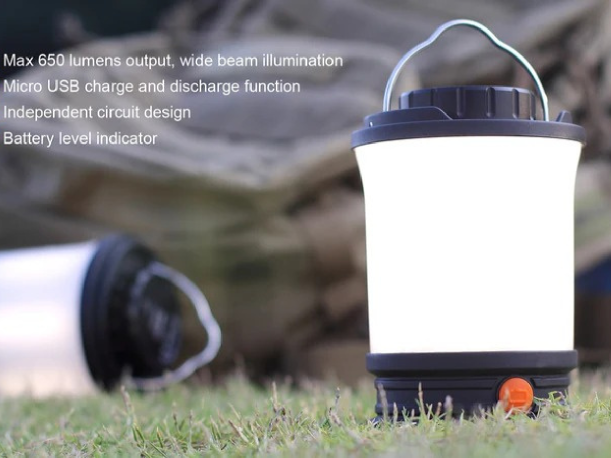 When to Use Lanterns for Camping Instead of Flashlights Now