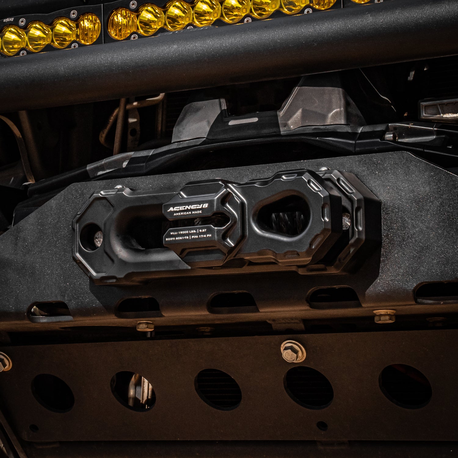 Billet Winch shackle, Black