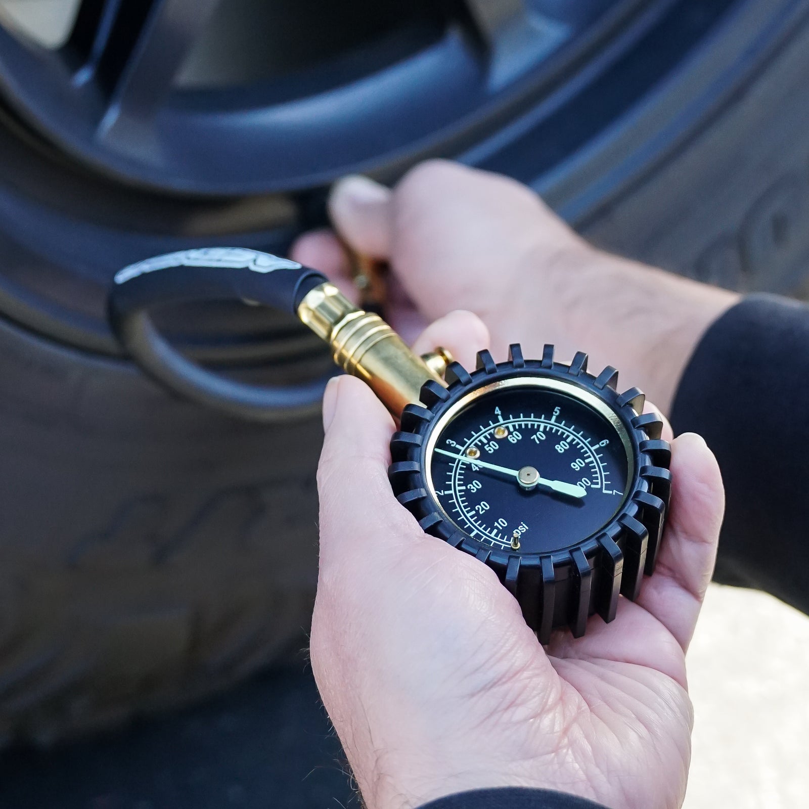 Tire Pressure Gauge for Precision Use | Agency 6