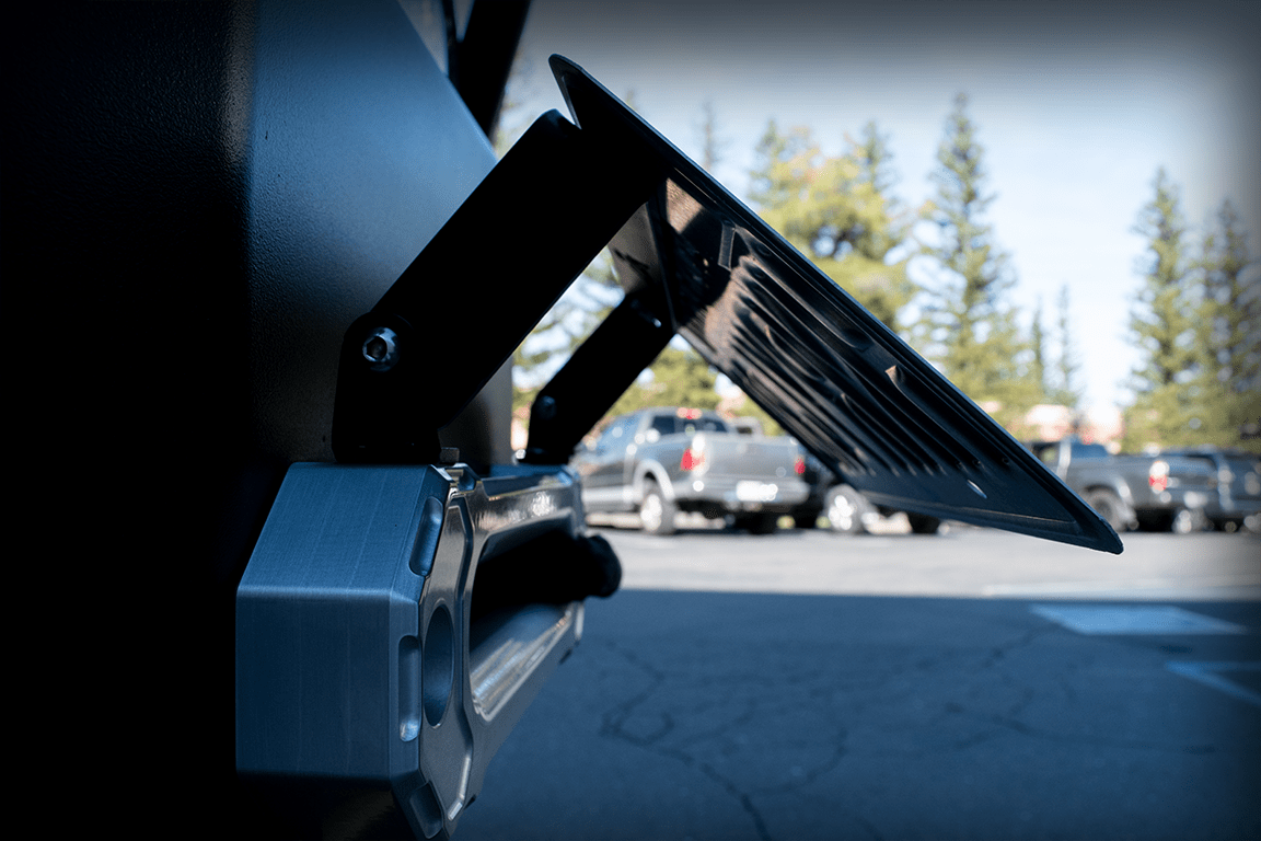 plate mount
